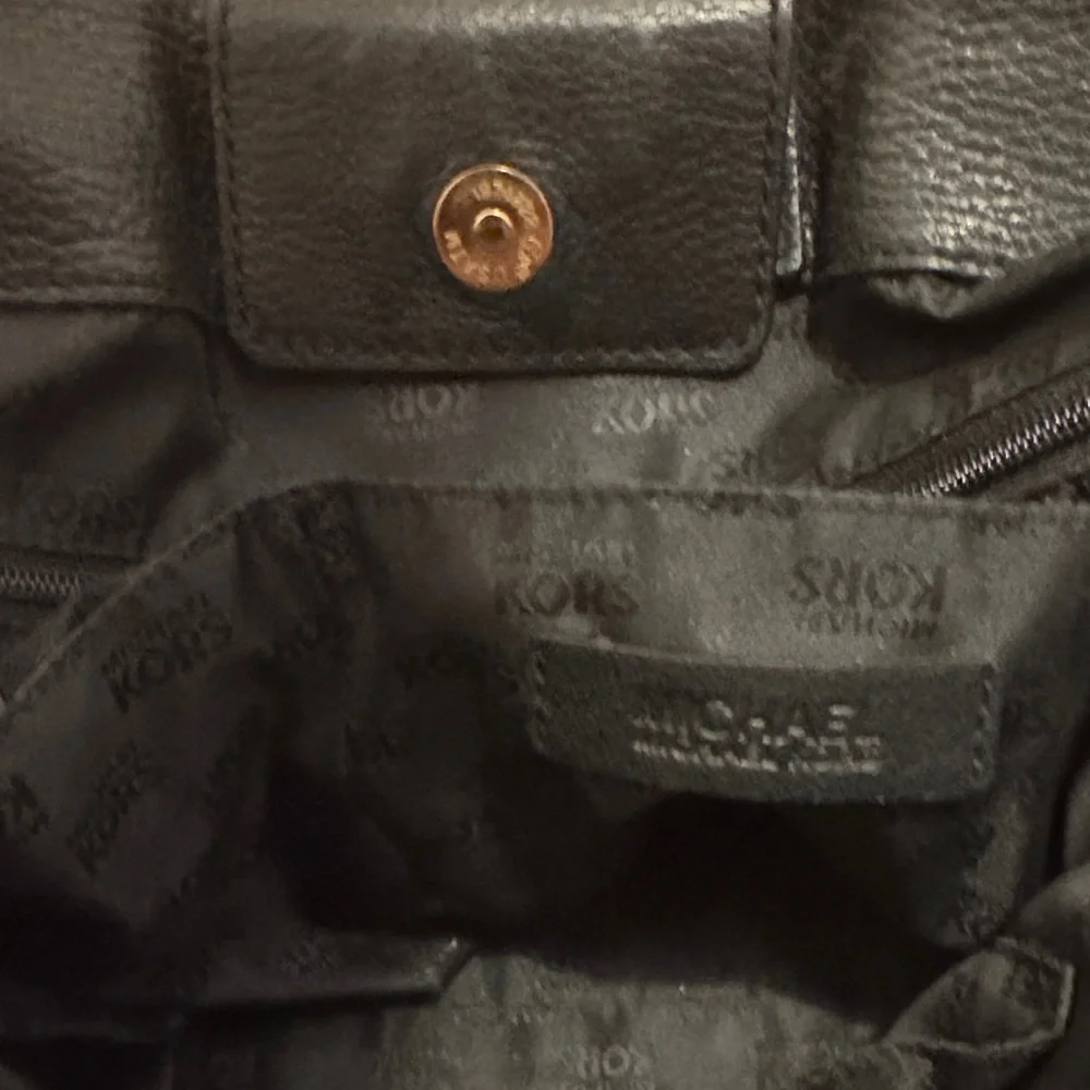 Michael Kors Leather Handbag Black - Picture 7 of 8